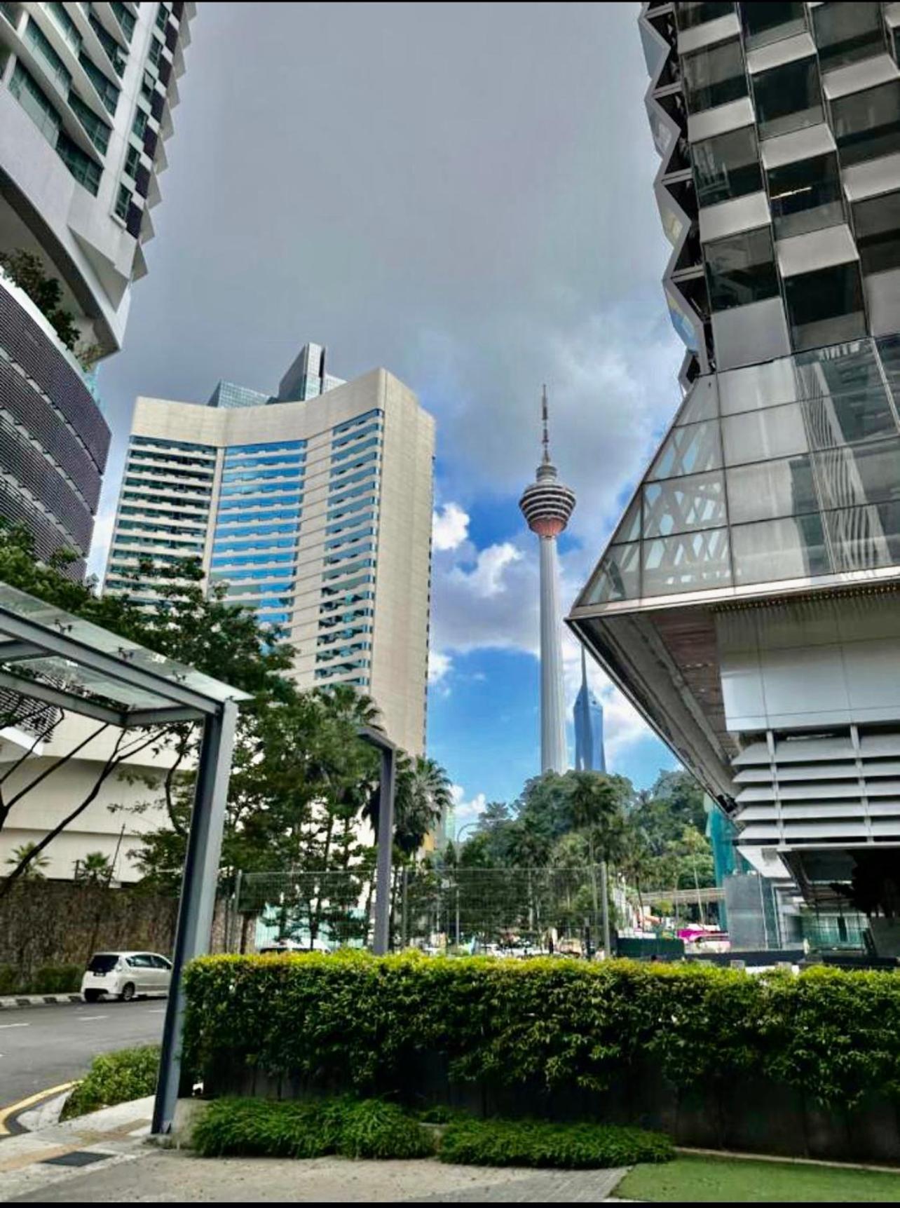 Summer Suites Klcc By Victorians Kuala Lumpur Exterior photo